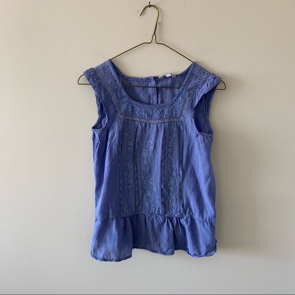 ⚡️3/$20 - Periwinkle Lace Blouse